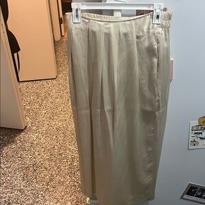 Chic Beige Women's Midi 100% Silk Skirt